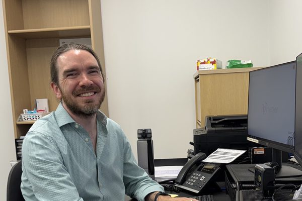 Dr Liam Eales